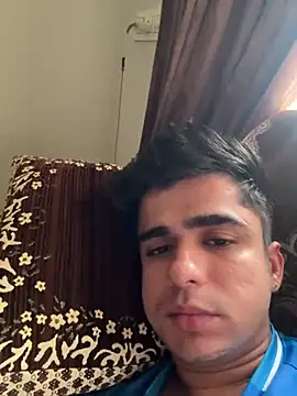 Yashhhh_69 stripchat live cam model