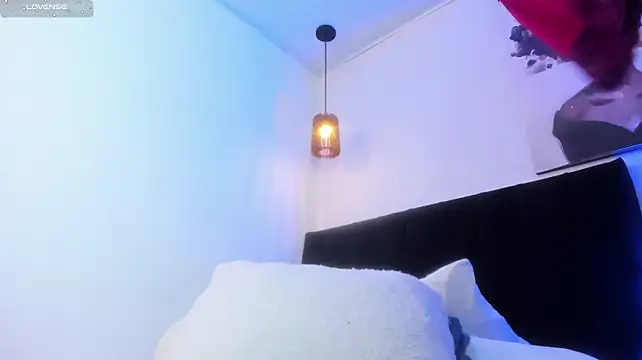 dolly_zoe stripchat live cam model