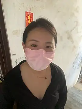 May1-Xi stripchat live cam model