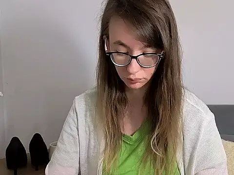 AnnaNatural stripchat live cam model