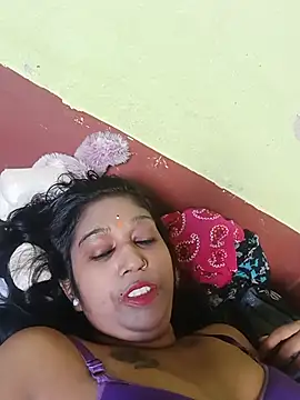 HOT-TIYA9 stripchat live cam model