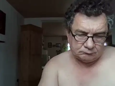 Nobbie444 stripchat live cam model