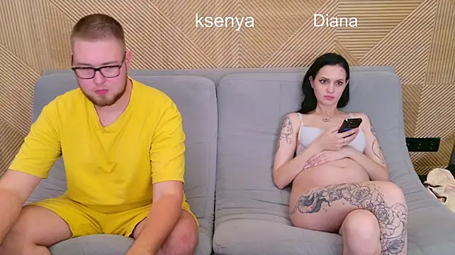 Ksenny stripchat live cam model