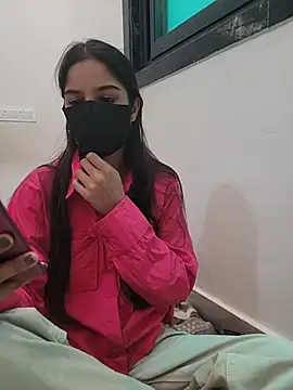 spicy_neha stripchat live cam model
