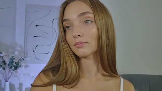 MilaVoss stripchat live cam model