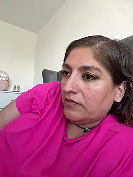 Spicy-Kareena stripchat live cam model