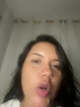 violetaluxe stripchat live cam model