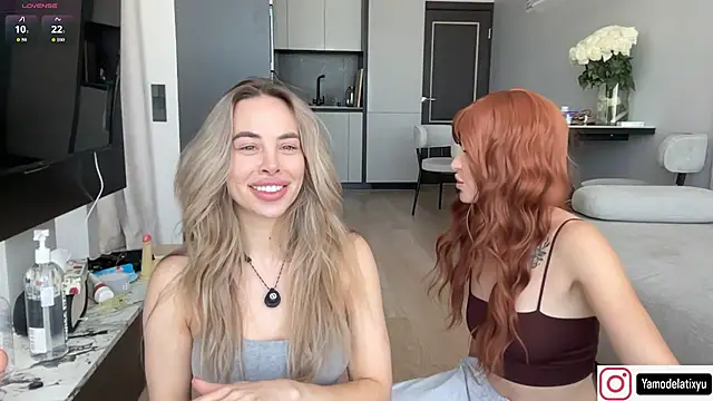 diffgirls2 stripchat live cam model