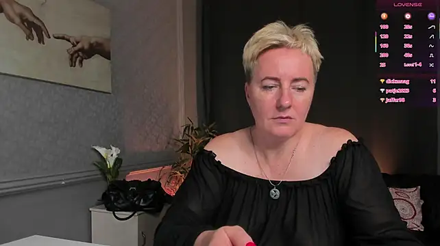 Nika_Smit stripchat live cam model