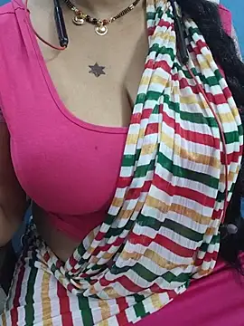 Tamil_Vennila_ stripchat live cam model