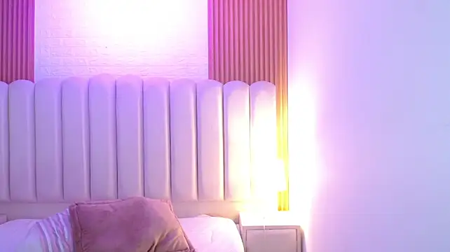 azul_veraa stripchat live cam model