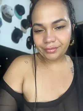 NoahJade stripchat live cam model