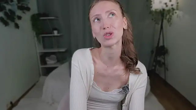 MatildaLearman stripchat live cam model