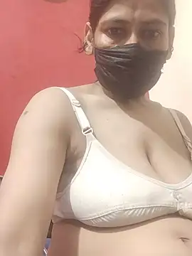 hot_taara stripchat live cam model