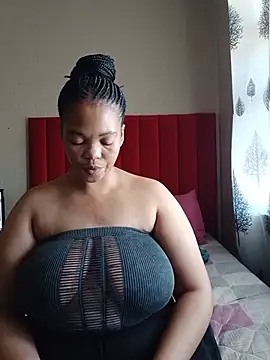FreakyAngel3X stripchat live cam model