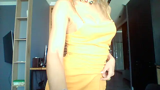 Ivvona stripchat live cam model