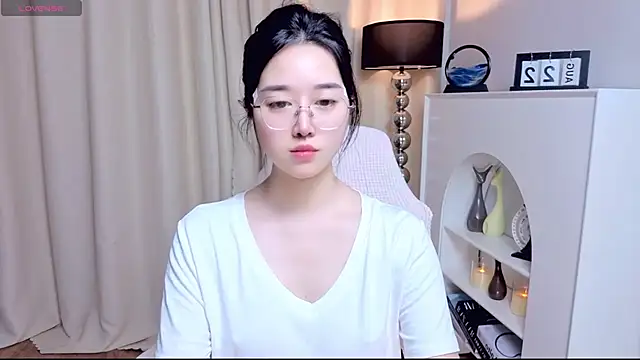 miuu6868 stripchat live cam model