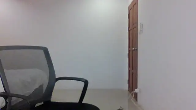 Sweet_Poeme stripchat live cam model