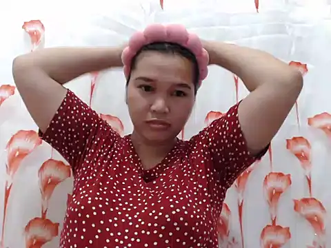 sassygirl20 stripchat live cam model