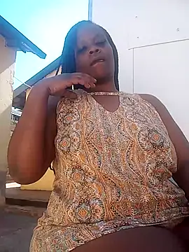 SQUITBOOTY stripchat live cam model