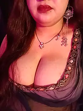 Suhanakhan04 stripchat live cam model