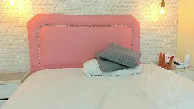 TAYLORMEYER1 stripchat live cam model