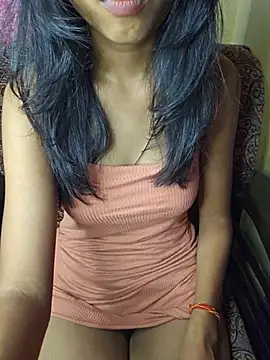 Lusty-Dishuu stripchat live cam model