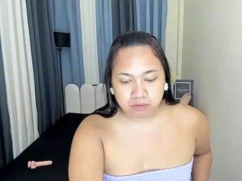 Cassiefoxx stripchat live cam model