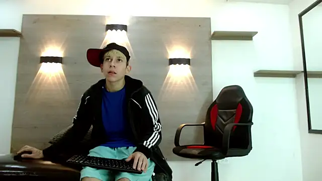 Gaeliitto stripchat live cam model