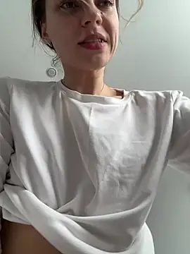 ValenciaShock stripchat live cam model