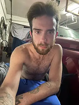 WhiteBoyyAhFreak913 stripchat live cam model
