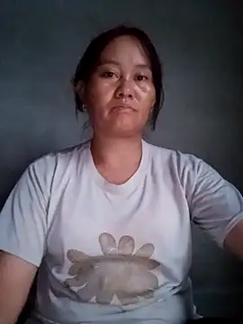 GinieBaby stripchat live cam model