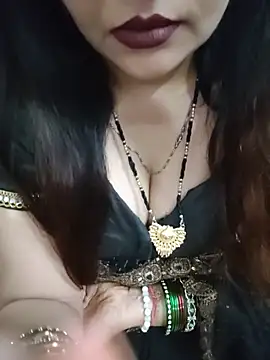 Mayuri77 stripchat live cam model