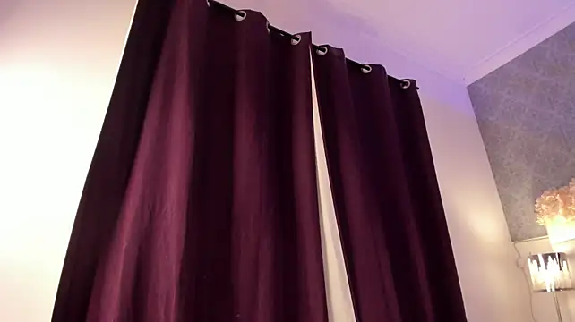 miadecker stripchat live cam model