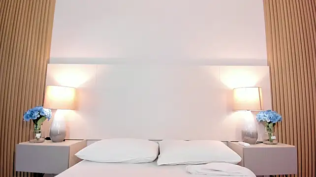 MiaaRouge stripchat live cam model