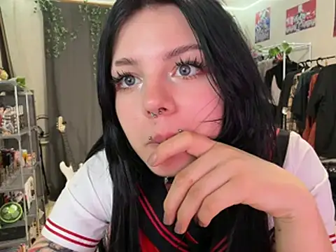 ScarlettHaven stripchat live cam model