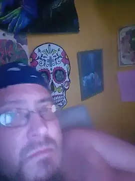 OverlookedAgent44 stripchat live cam model