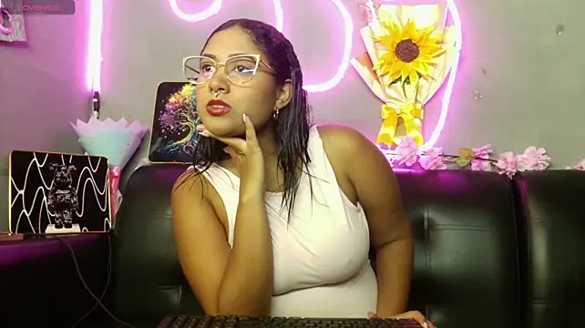 Laurentdupont04 stripchat live cam model