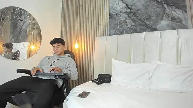 dark_ay stripchat live cam model