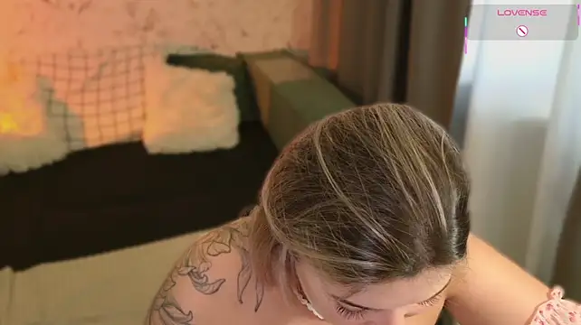 LadyDiLancaster stripchat live cam model