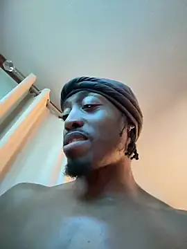 OneUp_Close stripchat live cam model