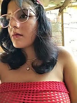 sienna_elara stripchat live cam model