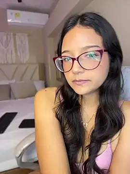 sofi_candyy stripchat live cam model