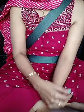 LoveJourney stripchat live cam model