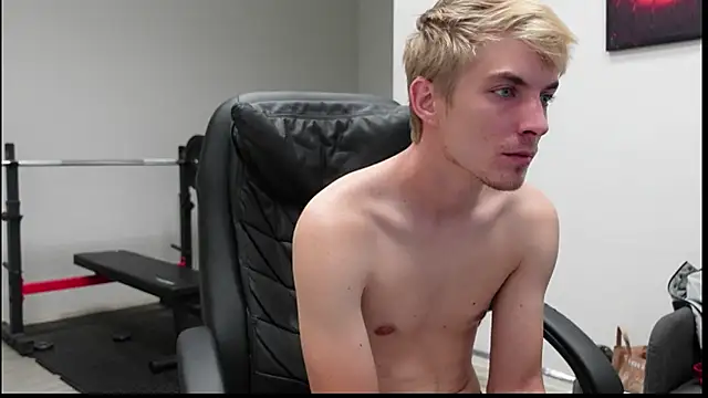 Logan_Falk stripchat live cam model
