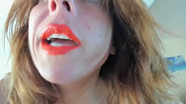 dulceys stripchat live cam model