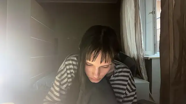 SebrinaMontelle stripchat live cam model