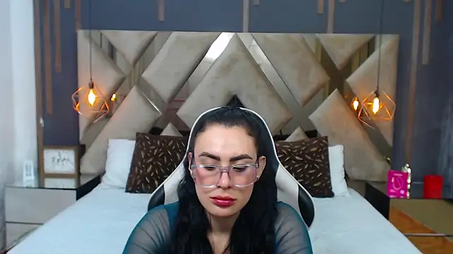 MartinaaFit stripchat live cam model