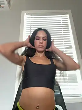 brookehoneynina stripchat live cam model