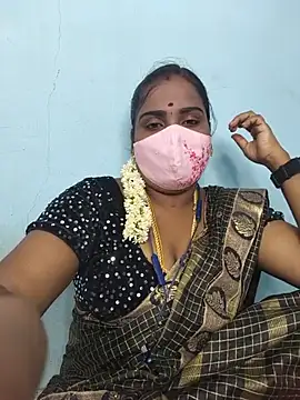 Tamil_riyalini12 stripchat live cam model